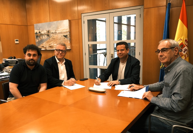 Signatura del conveni amb Schütz Iberica