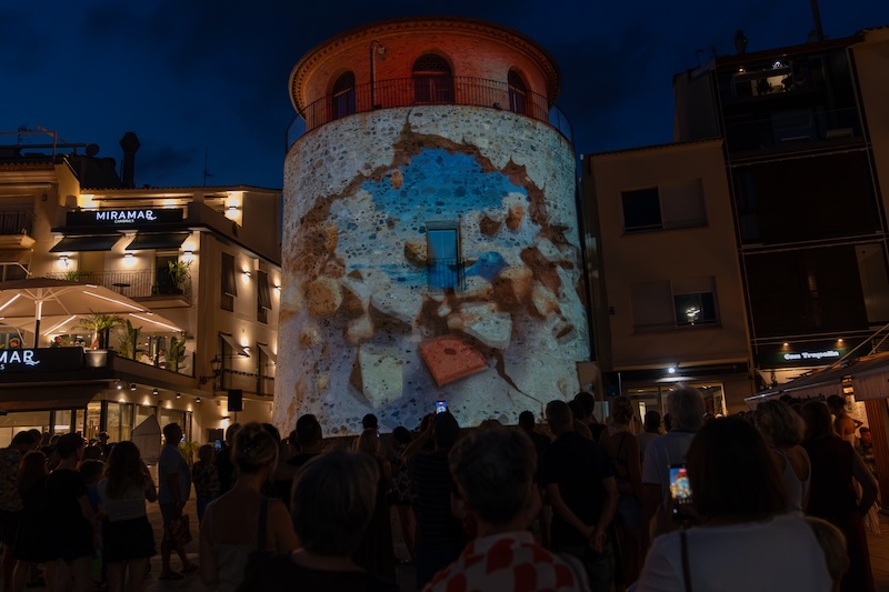 El videomapping d'ahir a la Torre del Port